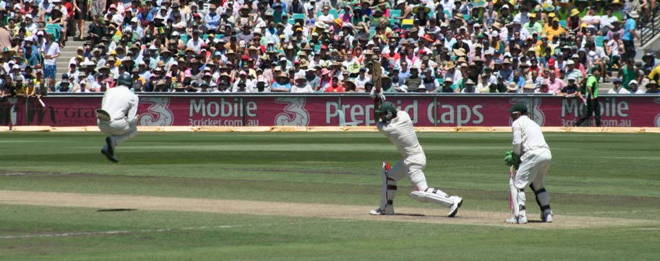 A cricket shot from Privatemusings, taken at the second day of the SCG Test between Australia and South Africa