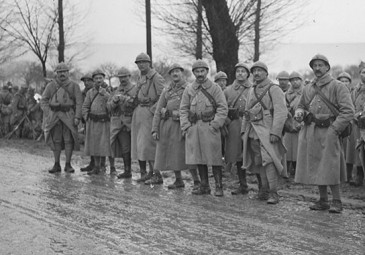 Le 251ème régiment d’infanterie avant sa dissolution, à Rohrbach-lès-Bitche (Moselle), 17 mars 1919. Photo: © V. Lavergne/SPCA/ECPAD/SPA 346 M 590